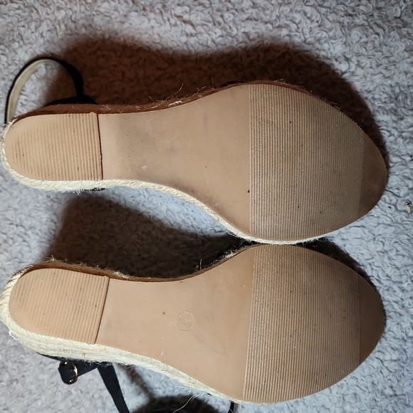 LOFT Size 6 Faux Suede Open Toe Espadrille Wedge Sandals - Picture 6 of 6